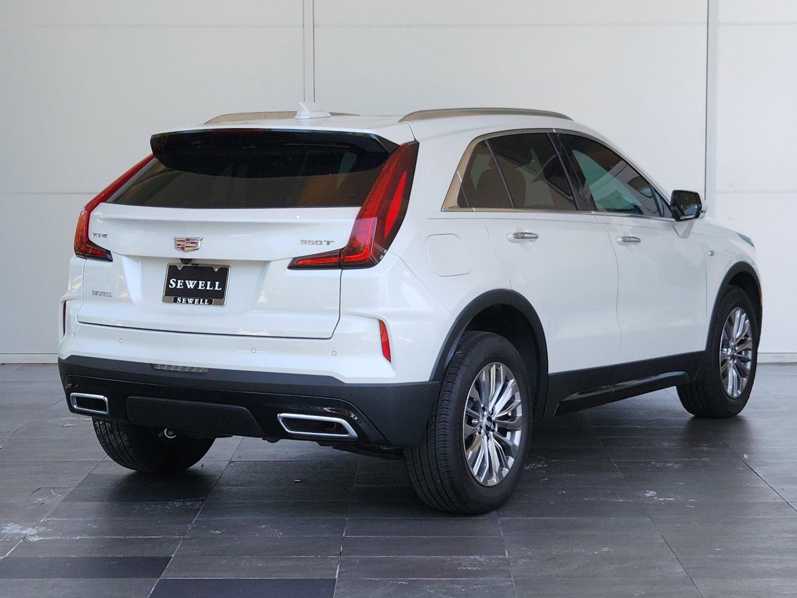 2024 Cadillac XT4 Vehicle Photo in HOUSTON, TX 77079-1502