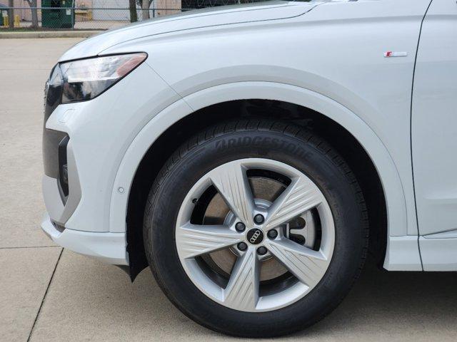 2024 Audi Q4 e-tron Vehicle Photo in HOUSTON, TX 77090