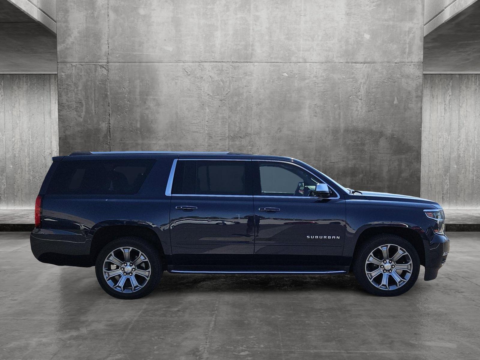 2020 Chevrolet Suburban Vehicle Photo in GILBERT, AZ 85297-0446