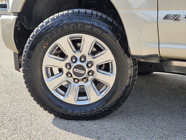 2018 Ford Super Duty F-250 SRW Vehicle Photo in San Antonio, TX 78230