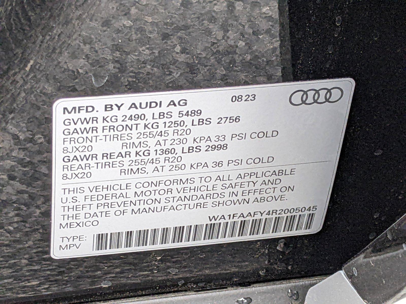 2024 Audi Q5 Vehicle Photo in Cockeysville, MD 21030