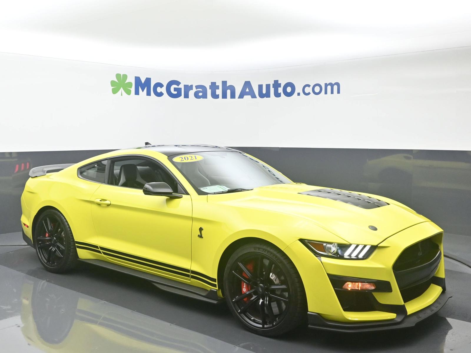 2021 Ford Mustang Vehicle Photo in Cedar Rapids, IA 52402