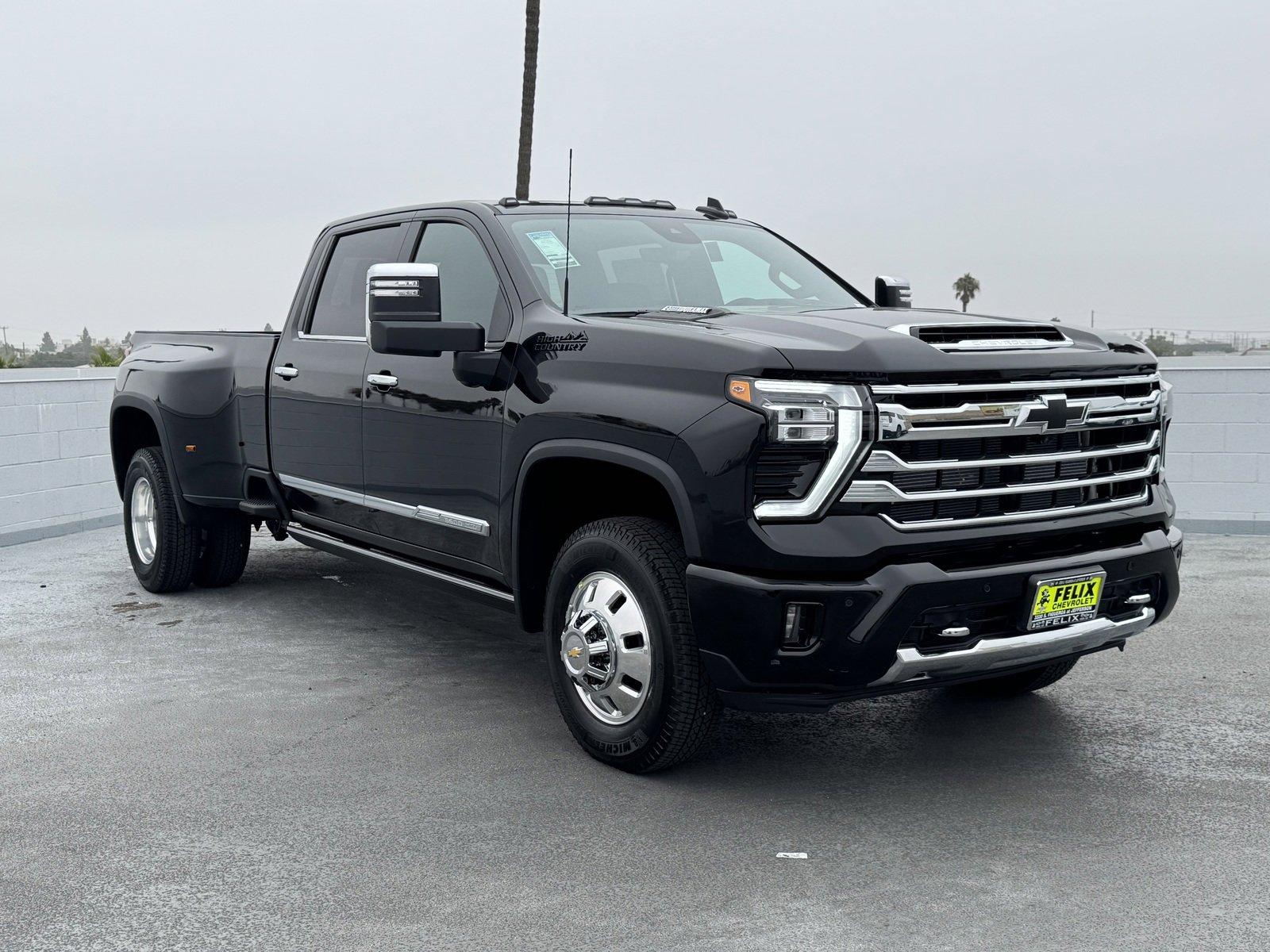 2025 Chevrolet Silverado 3500 HD Vehicle Photo in LOS ANGELES, CA 90007-3794