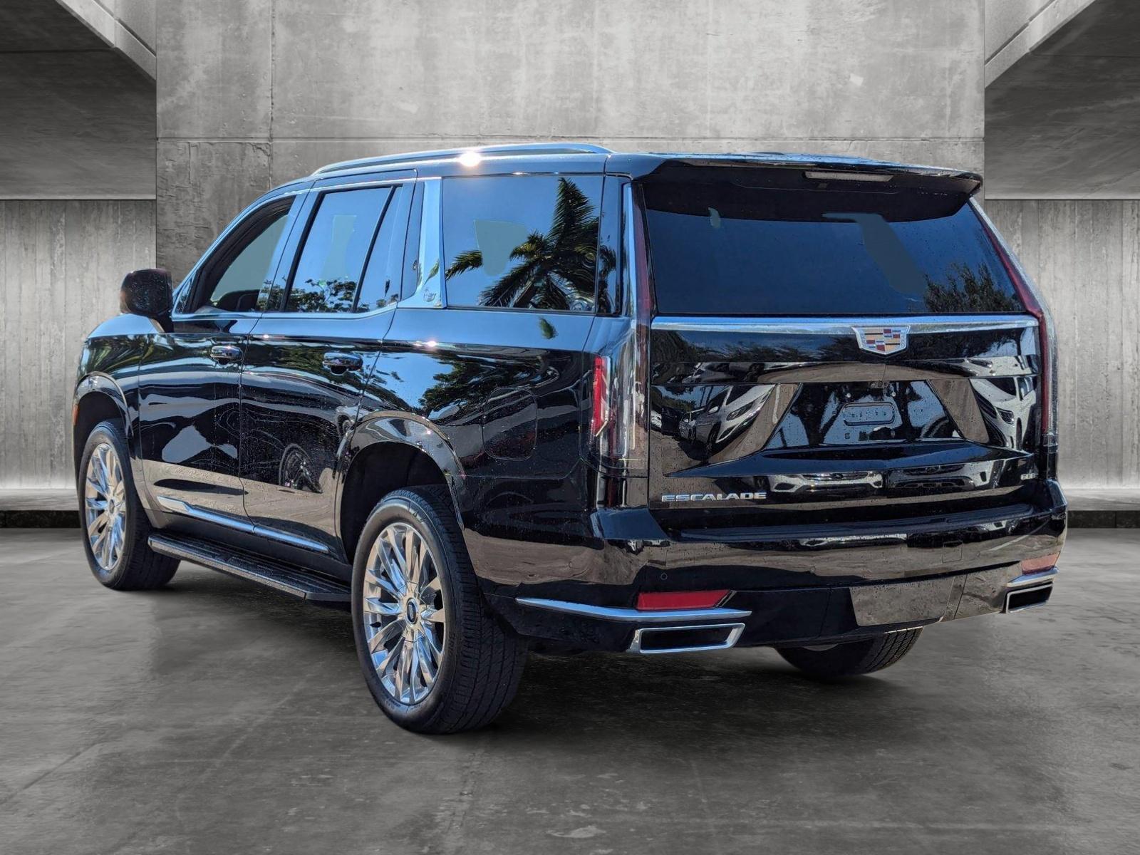 2022 Cadillac Escalade Vehicle Photo in Pembroke Pines , FL 33027