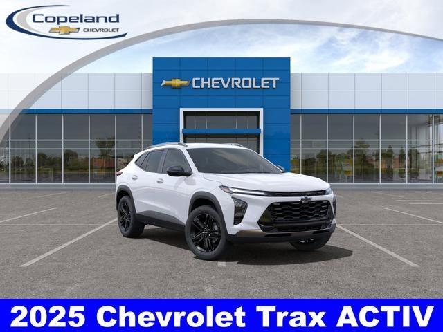 2025 Chevrolet Trax Vehicle Photo in BROCKTON, MA 02301-7113