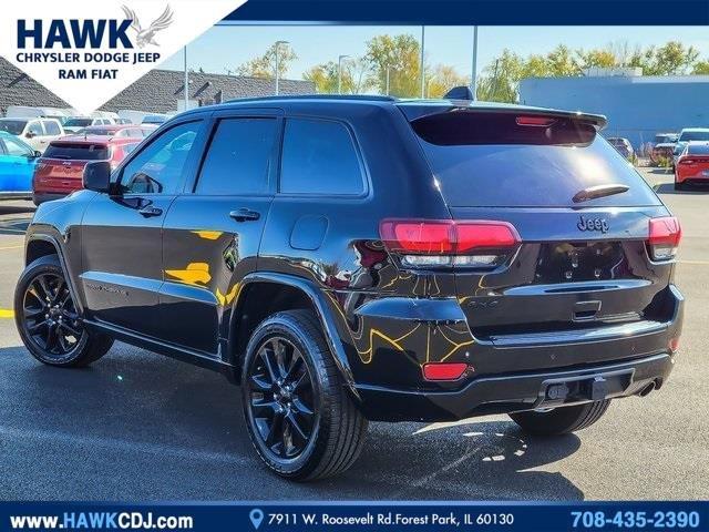 2017 Jeep Grand Cherokee Vehicle Photo in Saint Charles, IL 60174