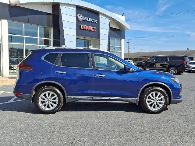 2018 Nissan Rogue Vehicle Photo in HARRISBURG, PA 17111-1033