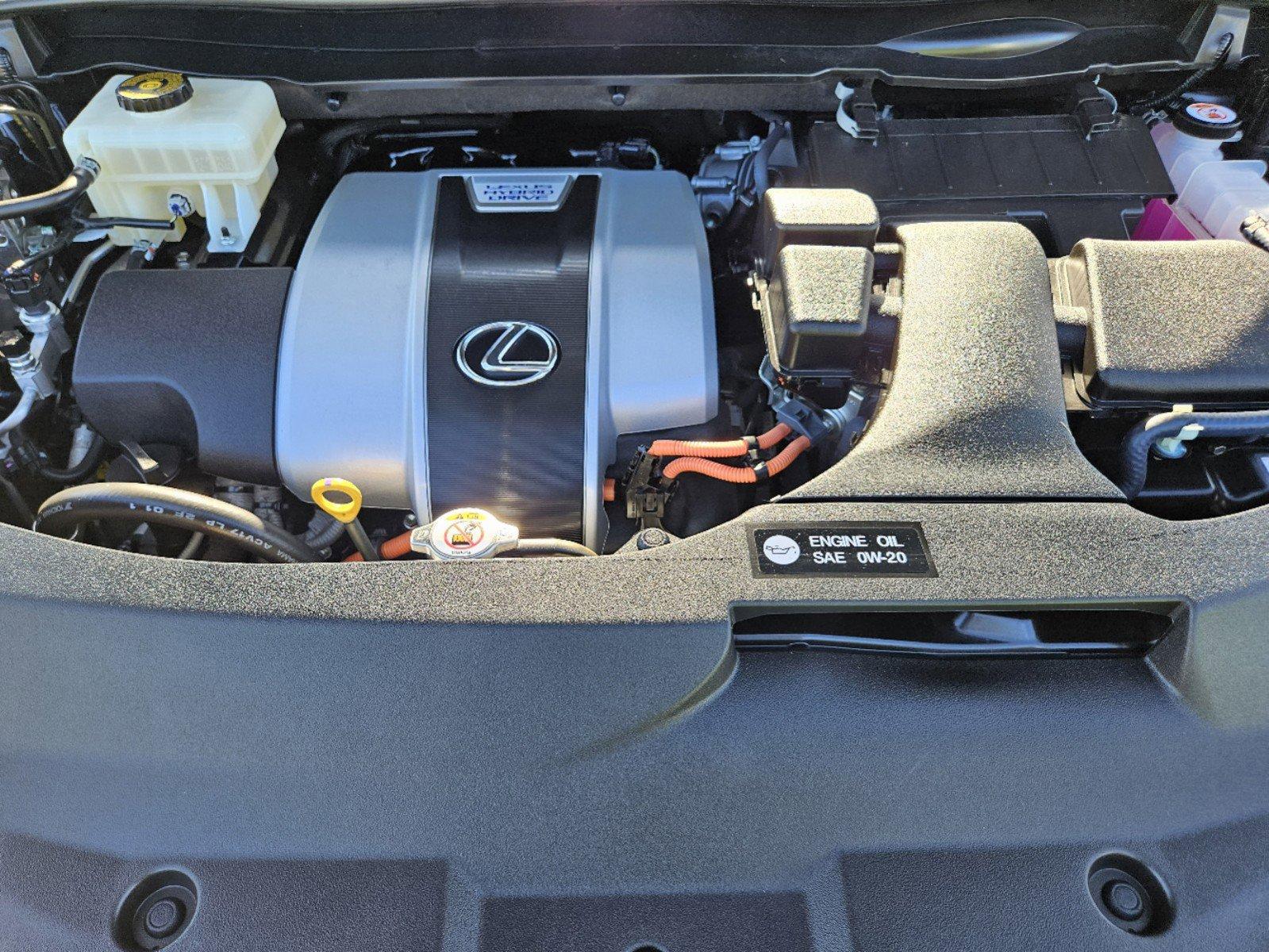 2022 Lexus RX 450h Vehicle Photo in FORT WORTH, TX 76132