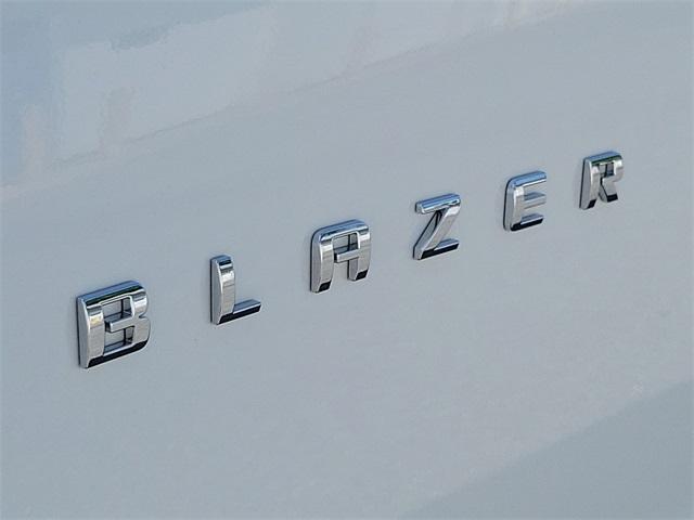 2024 Chevrolet Blazer Vehicle Photo in BERLIN, MD 21811-1121