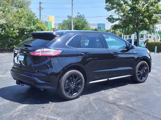 2024 Ford Edge Vehicle Photo in Plainfield, IL 60586