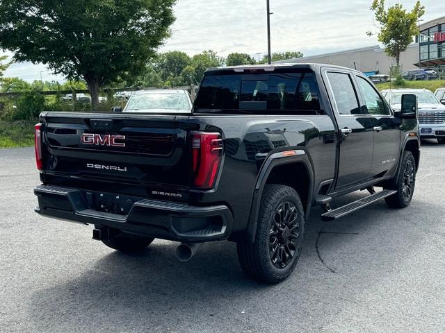 2024 GMC Sierra 2500 HD Vehicle Photo in LOWELL, MA 01852-4336