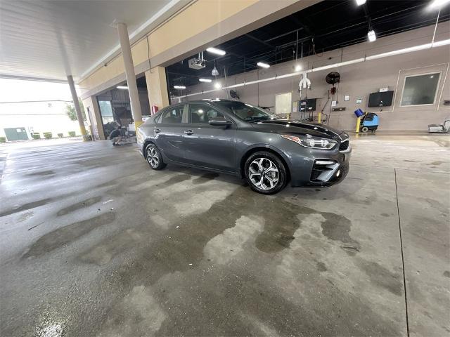 Used 2021 Kia Forte LXS with VIN 3KPF24AD5ME371665 for sale in Palatka, FL