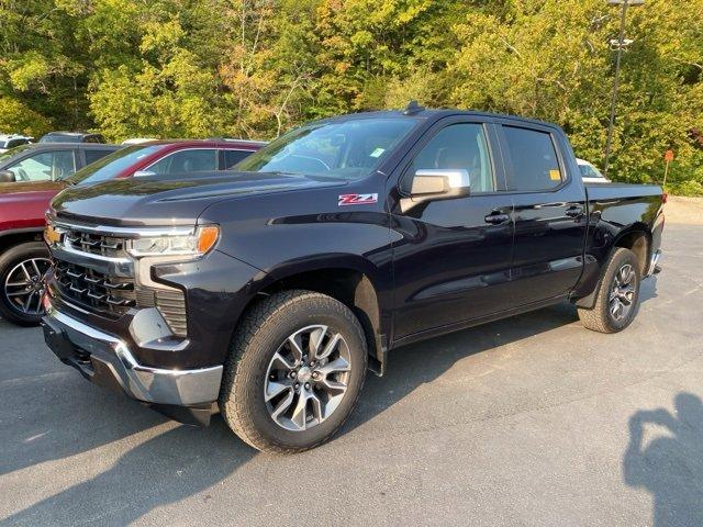 Used 2024 Chevrolet Silverado 1500 LT with VIN 2GCUDDEDXR1241123 for sale in Linn, MO