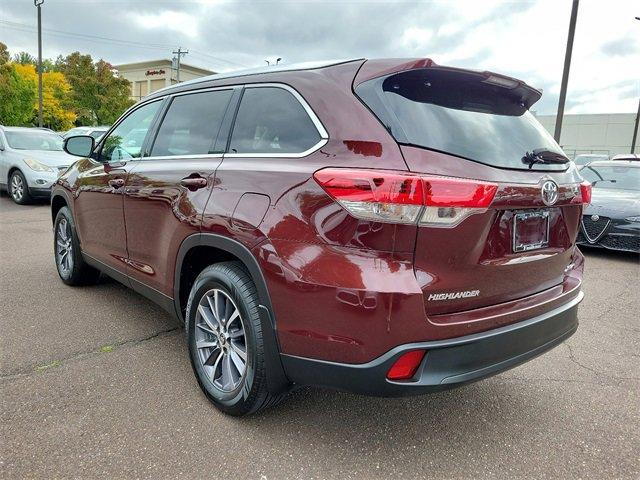 2019 Toyota Highlander Vehicle Photo in Willow Grove, PA 19090