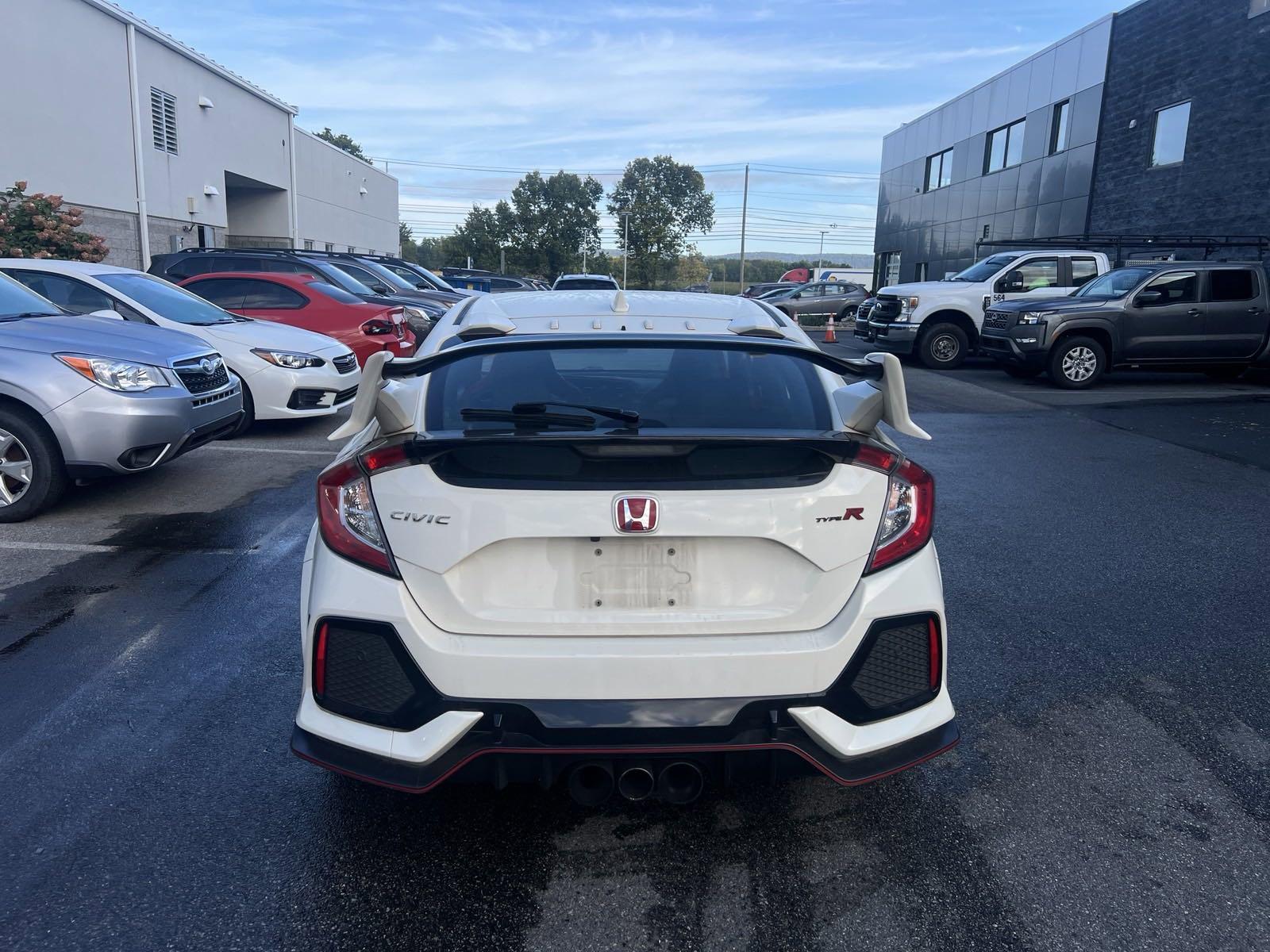 2017 Honda Civic Type R Vehicle Photo in Mechanicsburg, PA 17050