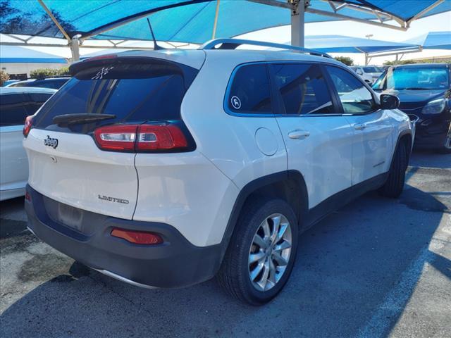 2017 Jeep Cherokee Vehicle Photo in Denton, TX 76205