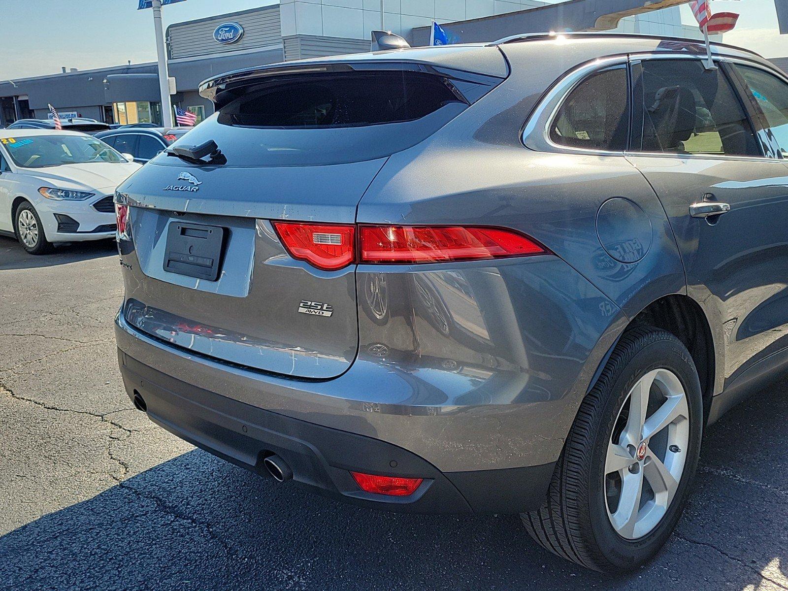 2019 Jaguar F-PACE Vehicle Photo in Saint Charles, IL 60174