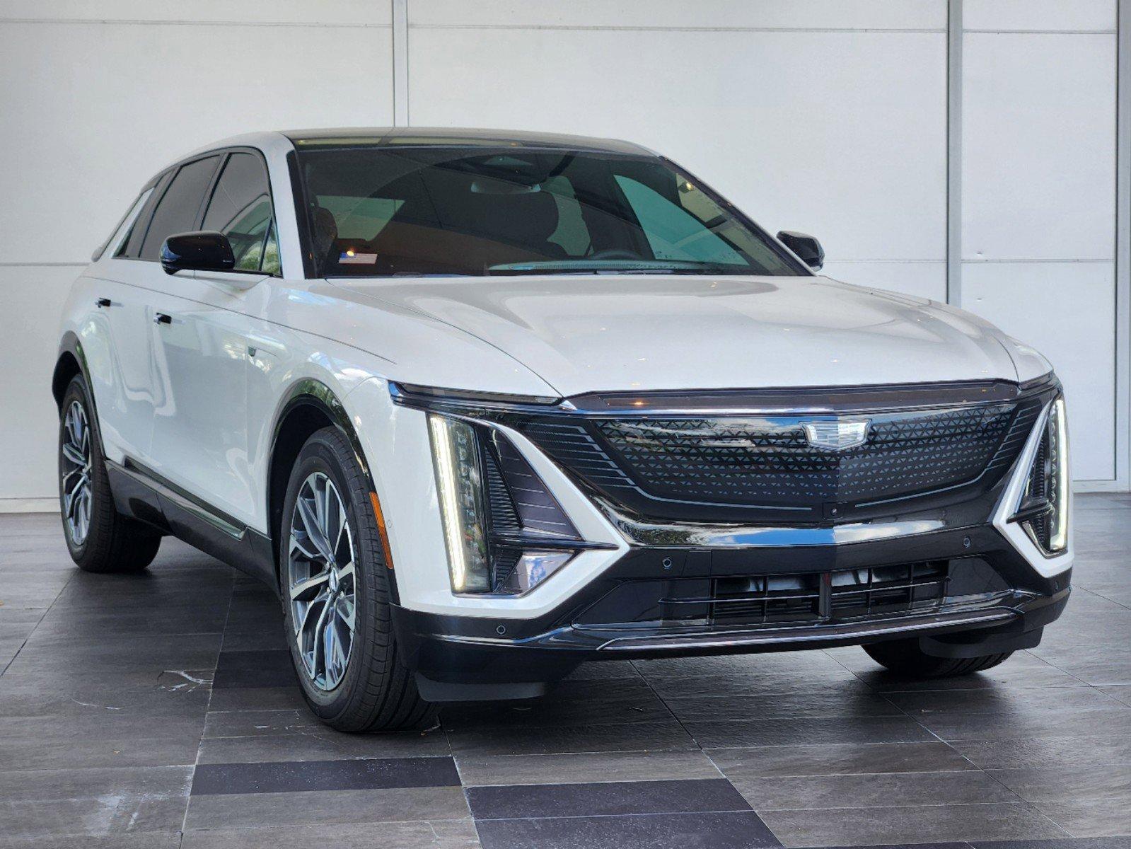 2025 Cadillac LYRIQ Vehicle Photo in HOUSTON, TX 77079-1502