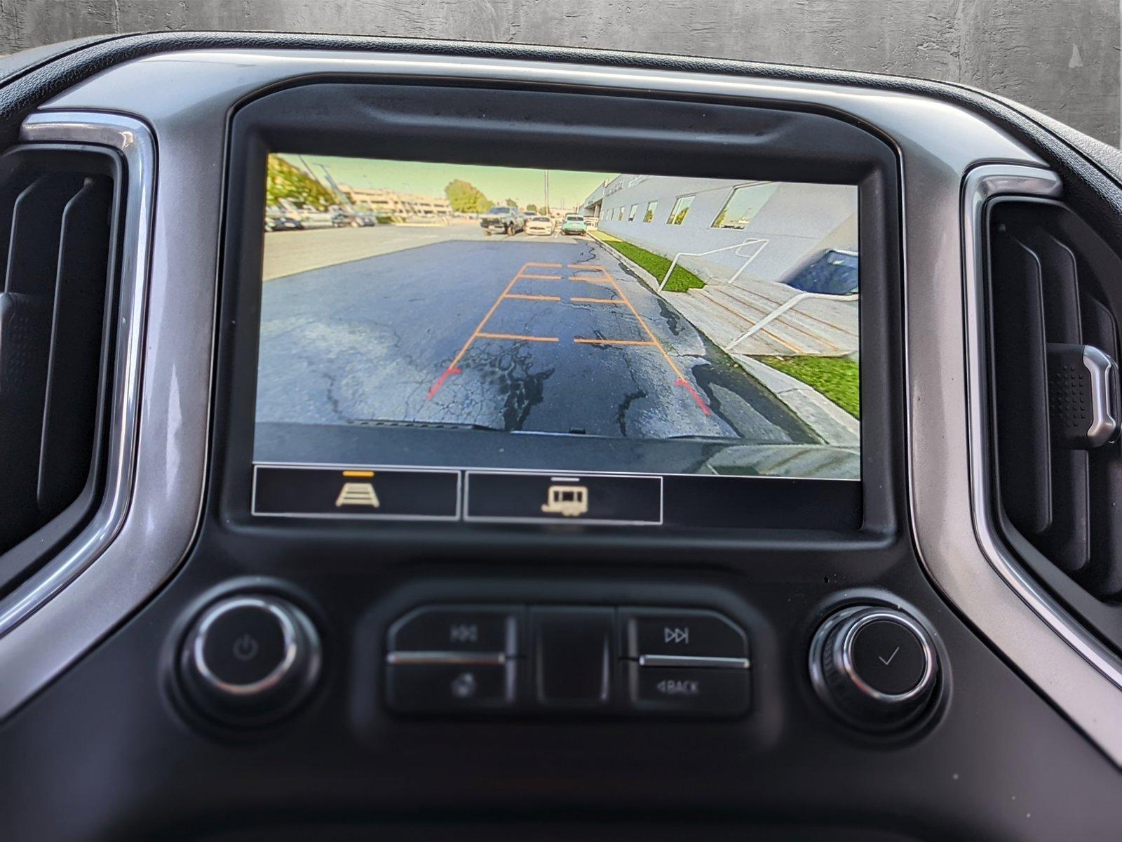 2021 Chevrolet Silverado 1500 Vehicle Photo in VALENCIA, CA 91355-1705