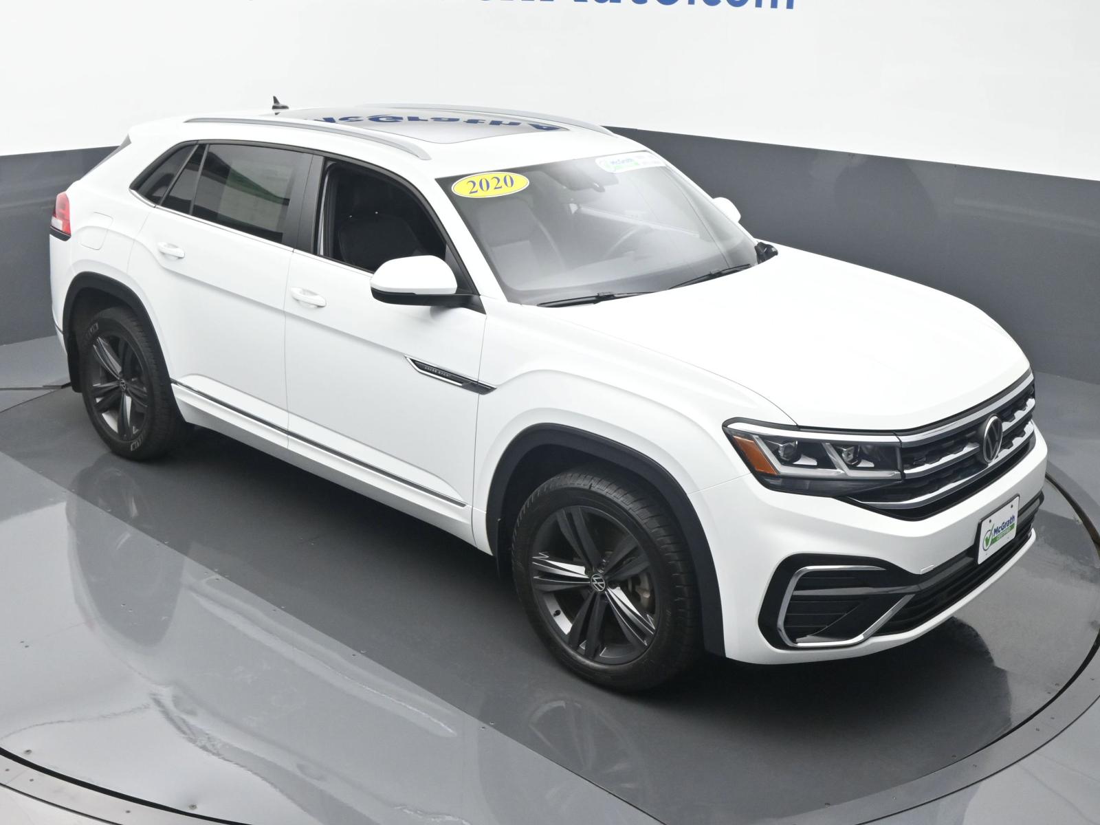 2020 Volkswagen Atlas Cross Sport Vehicle Photo in Marion, IA 52302