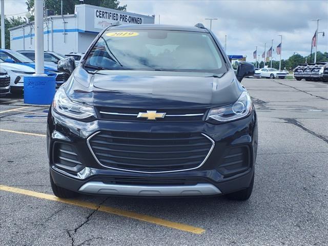 Used 2019 Chevrolet Trax LT with VIN 3GNCJPSB6KL209001 for sale in Taylor, MI