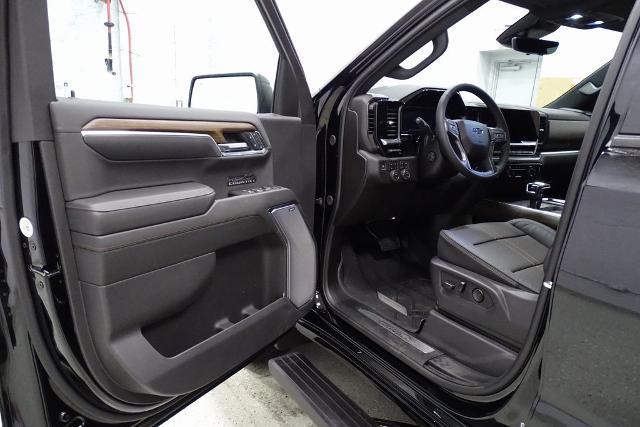 2025 Chevrolet Silverado 1500 Vehicle Photo in ROGERS, MN 55374-9422