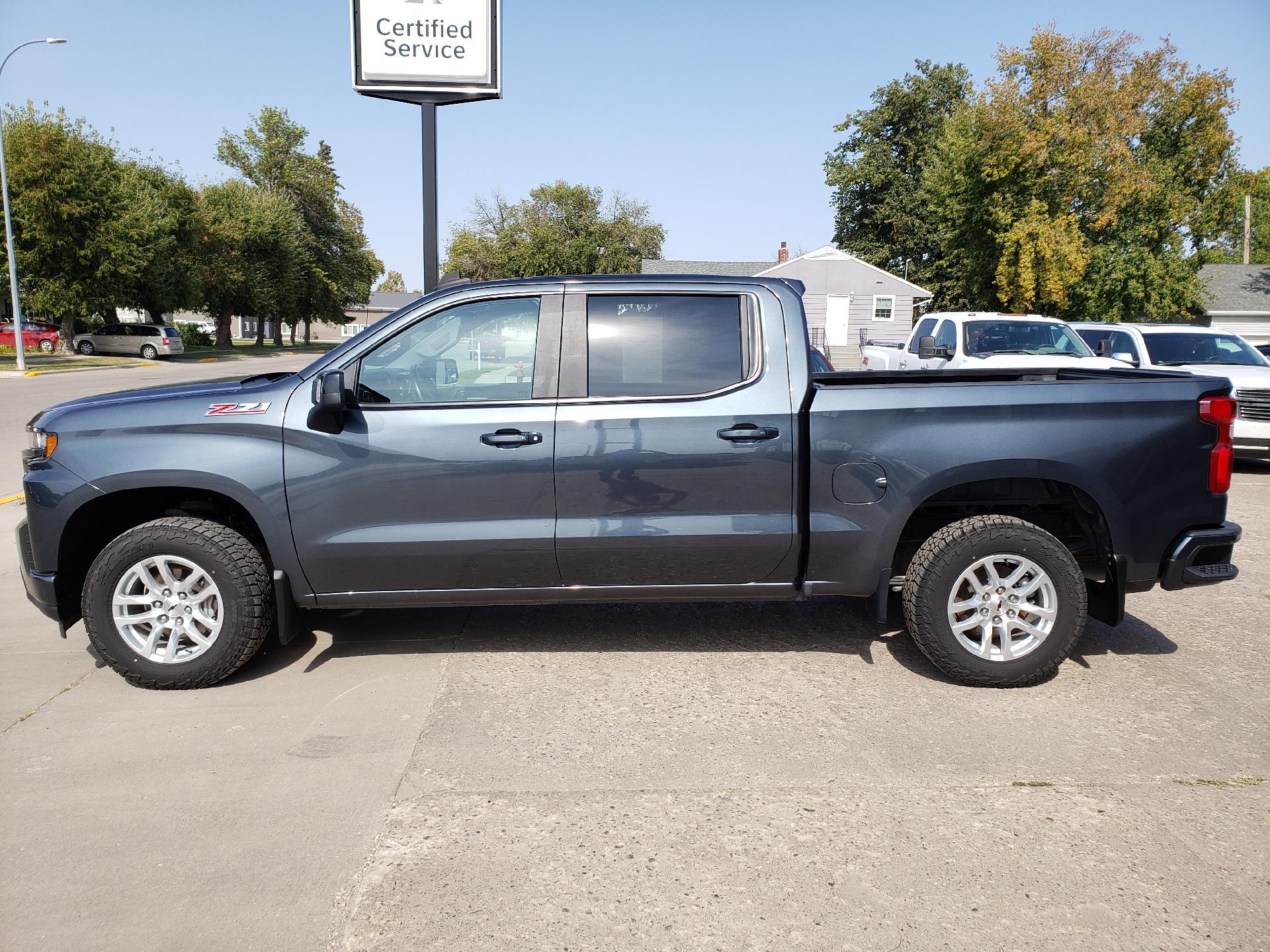 Used 2019 Chevrolet Silverado 1500 RST with VIN 3GCUYEED7KG164217 for sale in Cavalier, ND