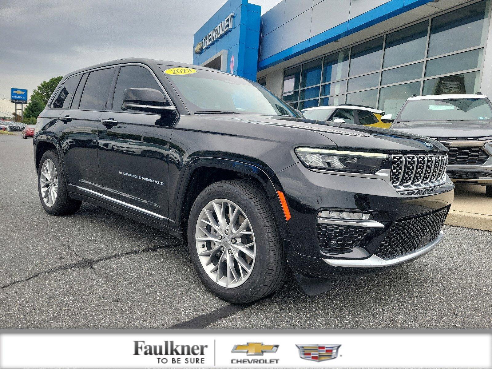 2023 Jeep Grand Cherokee 4xe Vehicle Photo in BETHLEHEM, PA 18017-9401