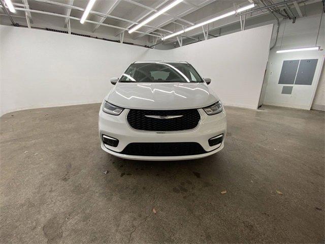 2023 Chrysler Pacifica Vehicle Photo in PORTLAND, OR 97225-3518