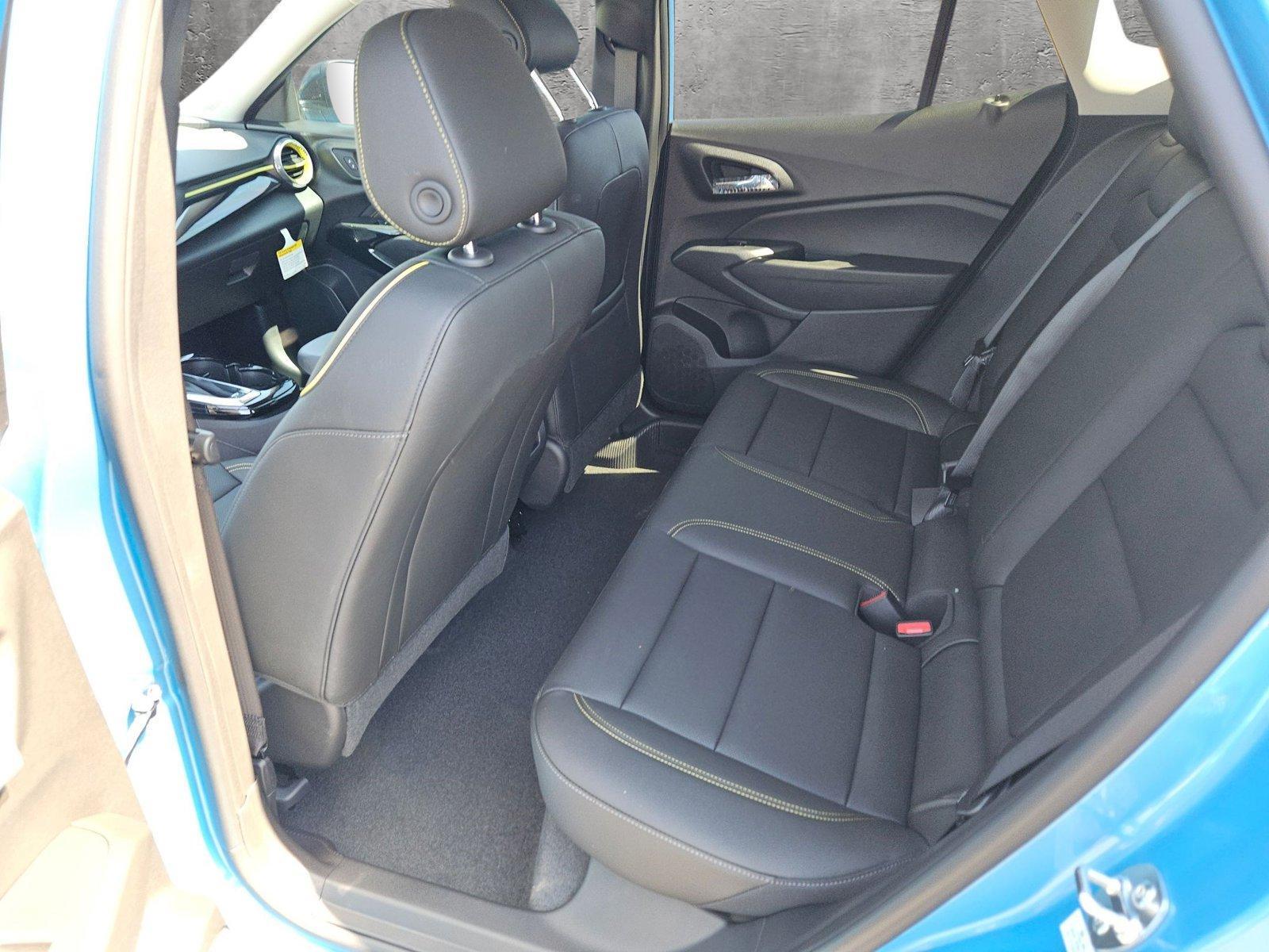 2025 Chevrolet Trax Vehicle Photo in MESA, AZ 85206-4395