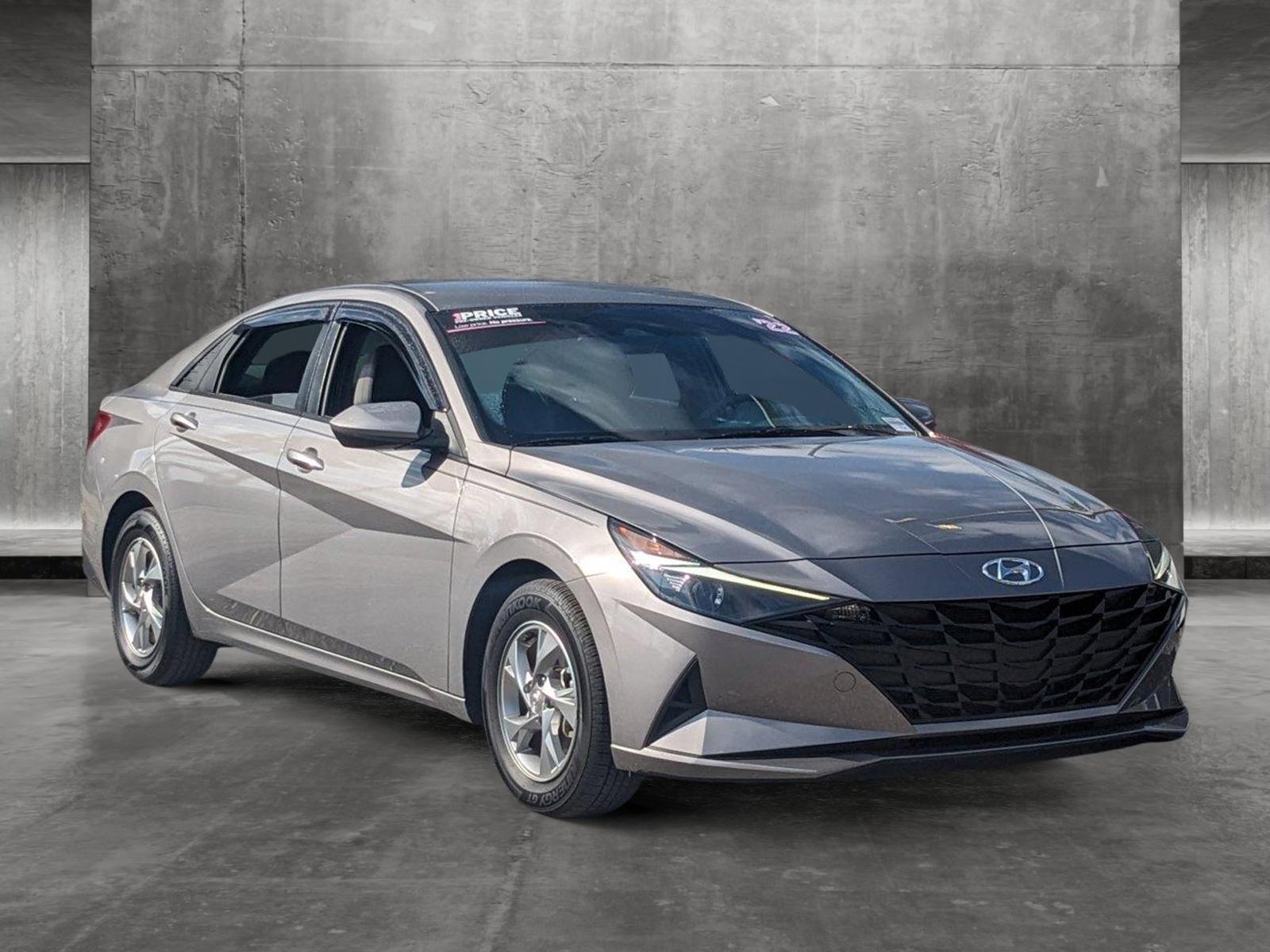 2022 Hyundai ELANTRA Vehicle Photo in Tampa, FL 33614