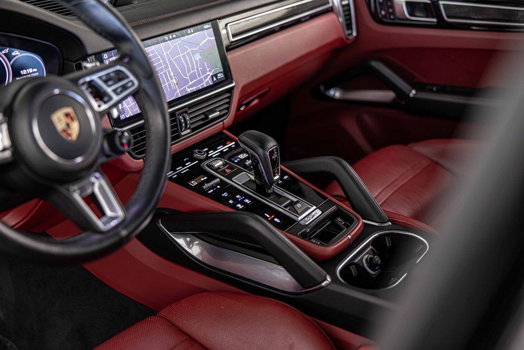 2020 Porsche Cayenne Vehicle Photo in Plainfield, IL 60586