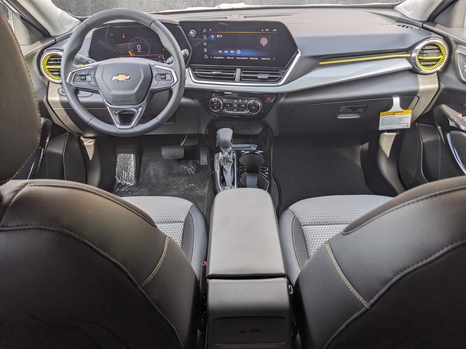 2025 Chevrolet Trax Vehicle Photo in HOUSTON, TX 77034-5009