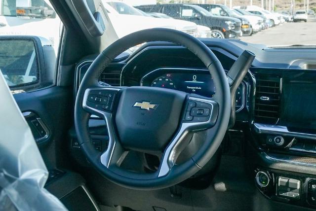 2025 Chevrolet Silverado 1500 Vehicle Photo in VENTURA, CA 93003-8585