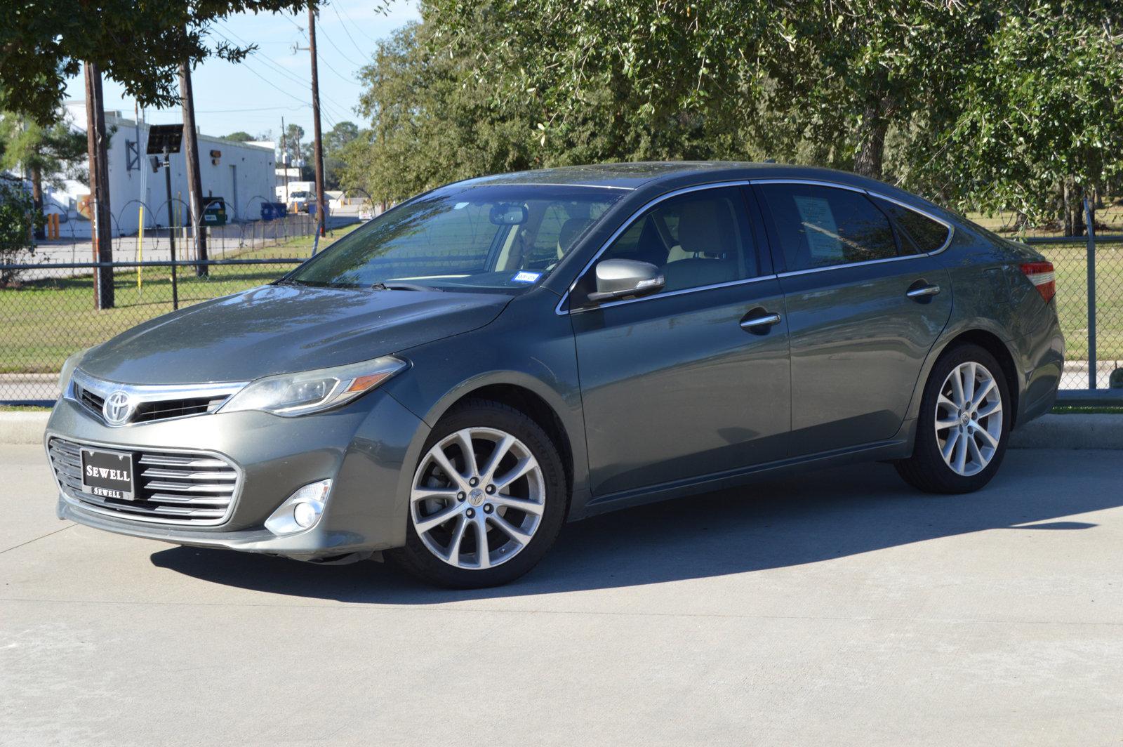 2013 Toyota Avalon Vehicle Photo in Houston, TX 77090