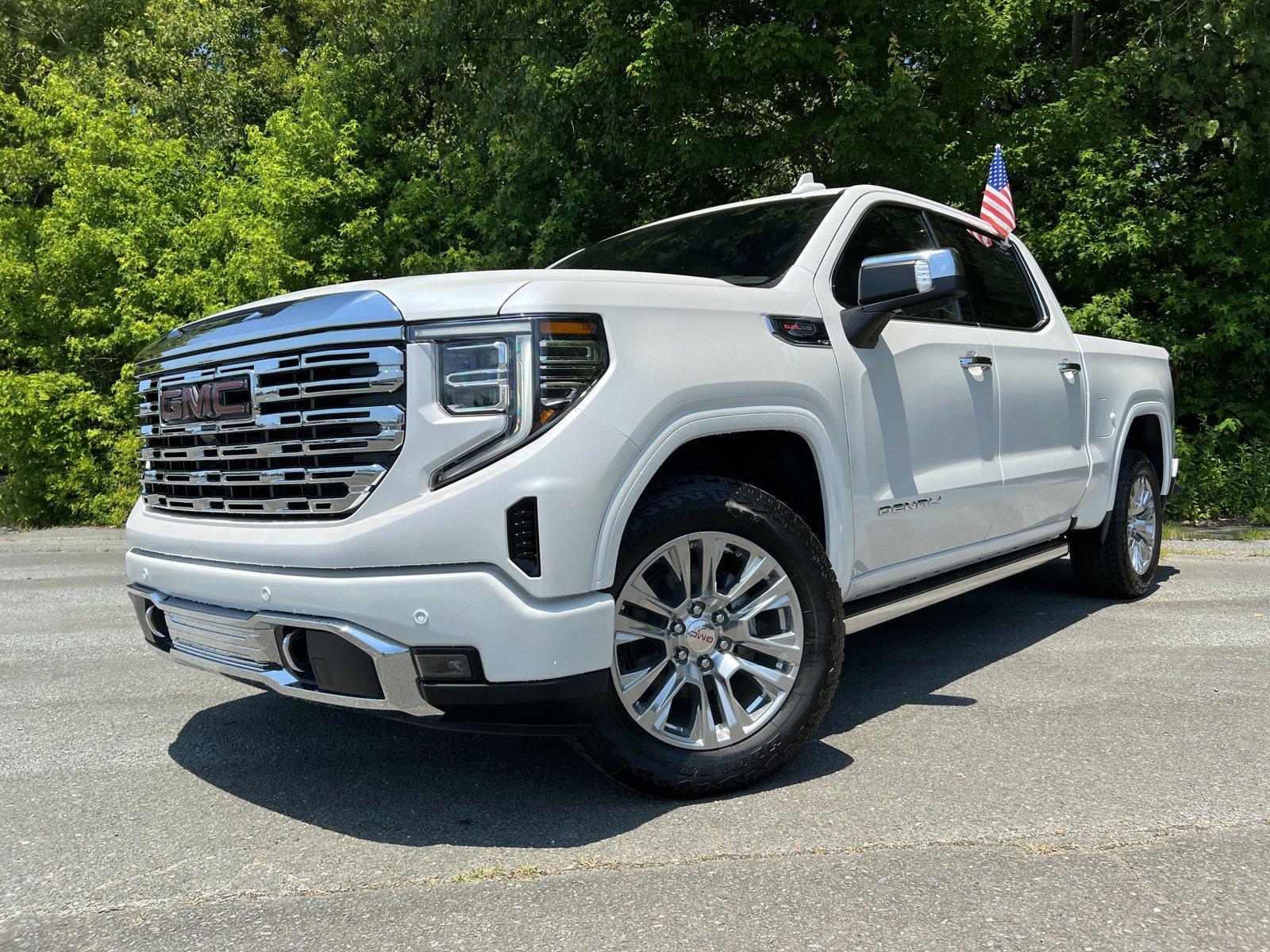 2024 GMC Sierra 1500 Vehicle Photo in MONROE, NC 28110-8431