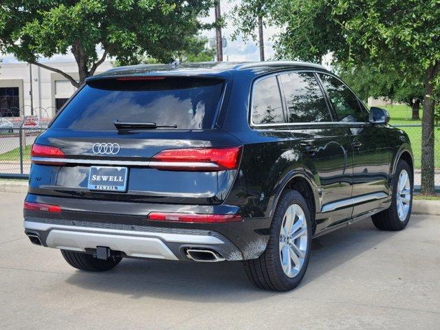 2025 Audi Q7 Vehicle Photo in HOUSTON, TX 77090