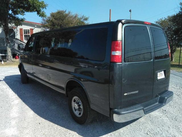 Used 2020 Chevrolet Express Passenger LT with VIN 1GAZGPFG3L1116798 for sale in Greenville, AL