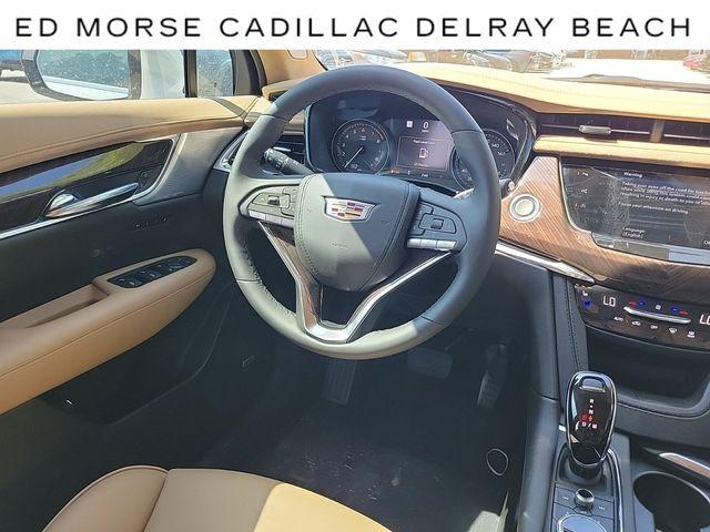 2024 Cadillac XT6 Vehicle Photo in DELRAY BEACH, FL 33483-3294