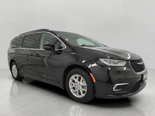 2022 Chrysler Pacifica Vehicle Photo in Green Bay, WI 54304