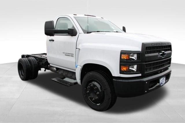 2023 Chevrolet Silverado Chassis Cab Vehicle Photo in Salem, OR 97301