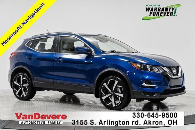 2022 Nissan Rogue Sport Vehicle Photo in Akron, OH 44312