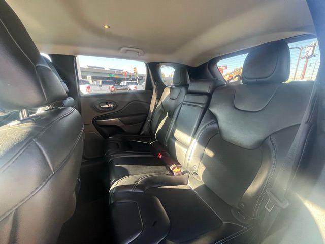 2019 Jeep Cherokee Vehicle Photo in Salt Lake City, UT 84115-2787