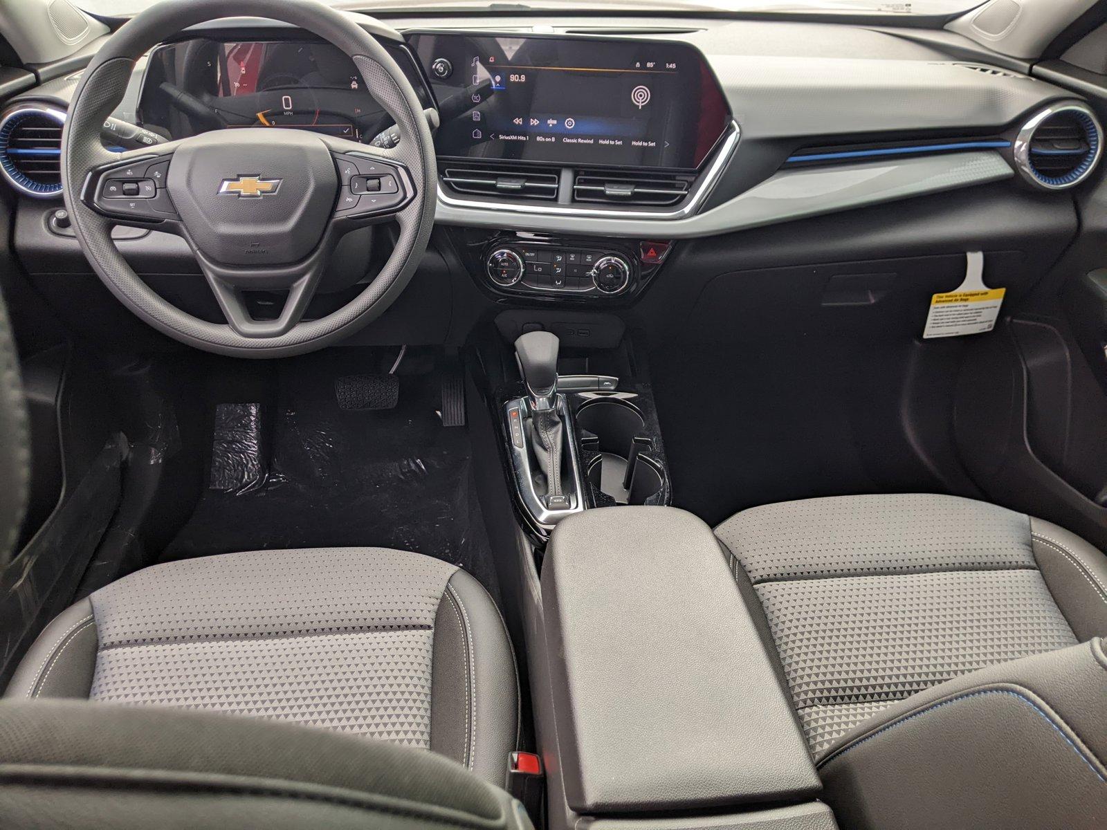 2025 Chevrolet Trax Vehicle Photo in PEMBROKE PINES, FL 33024-6534