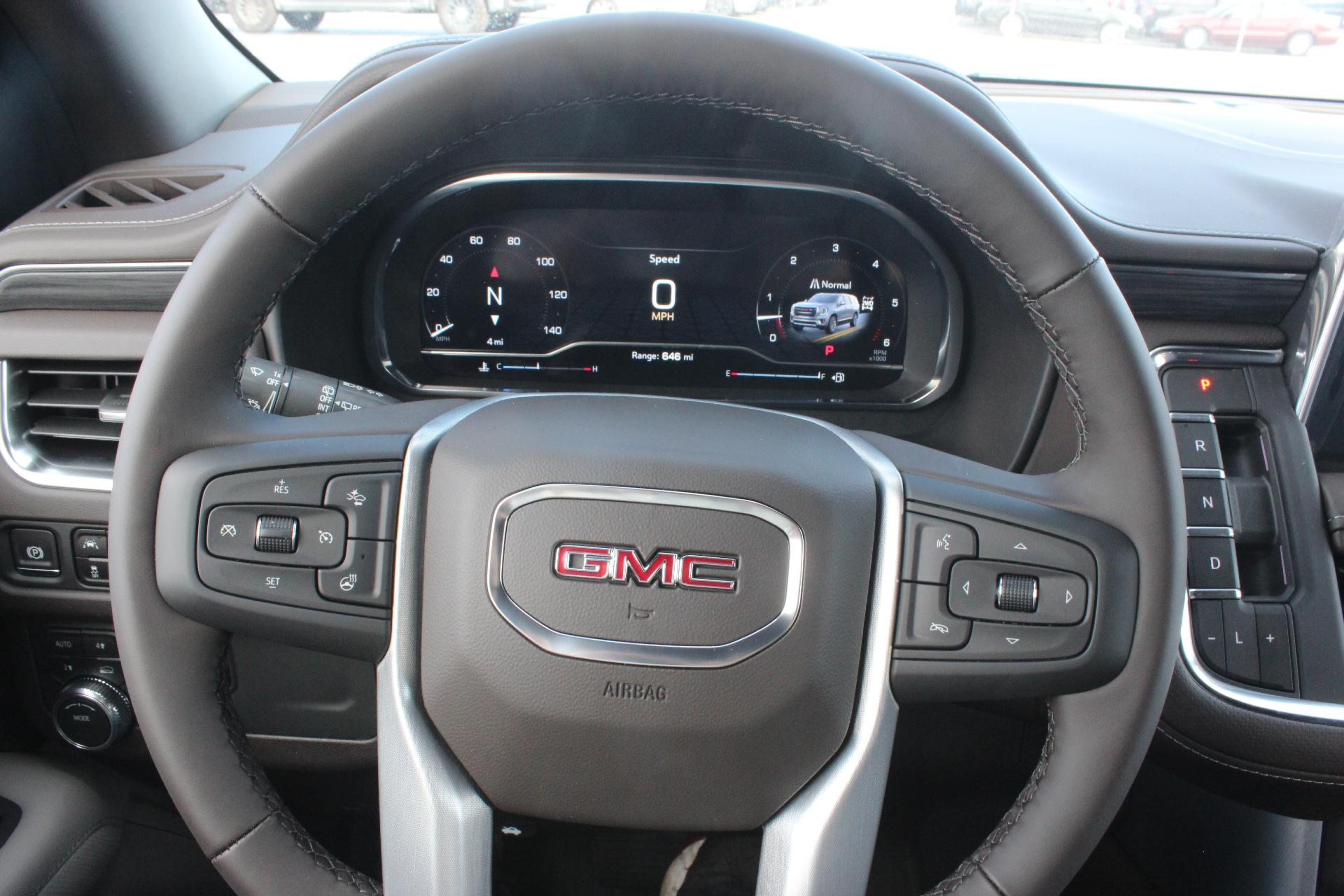 2024 GMC Yukon XL Vehicle Photo in AURORA, CO 80012-4011