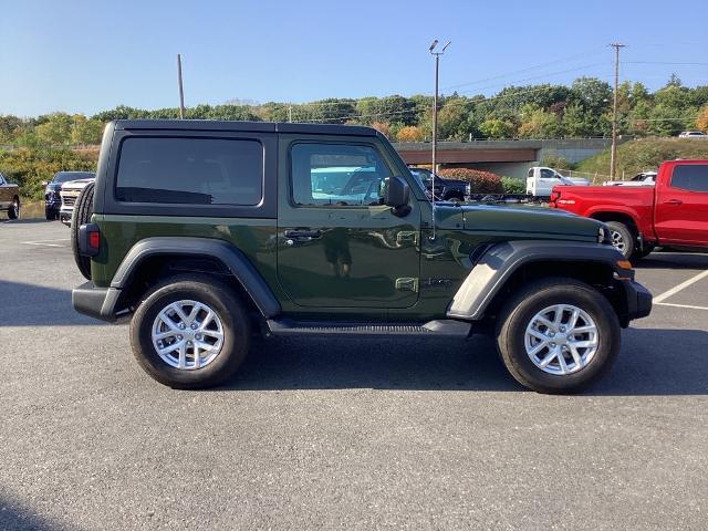 2023 Jeep Wrangler Vehicle Photo in Gardner, MA 01440