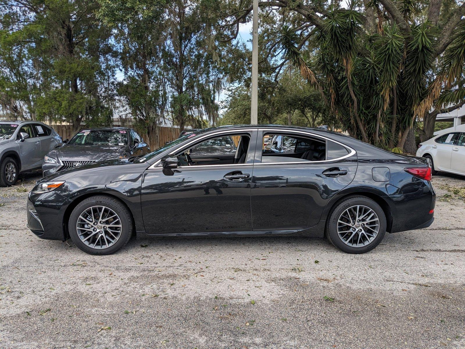 2017 Lexus ES 350 Vehicle Photo in Tampa, FL 33614