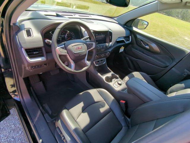 2024 GMC Terrain Vehicle Photo in ALBERTVILLE, AL 35950-0246