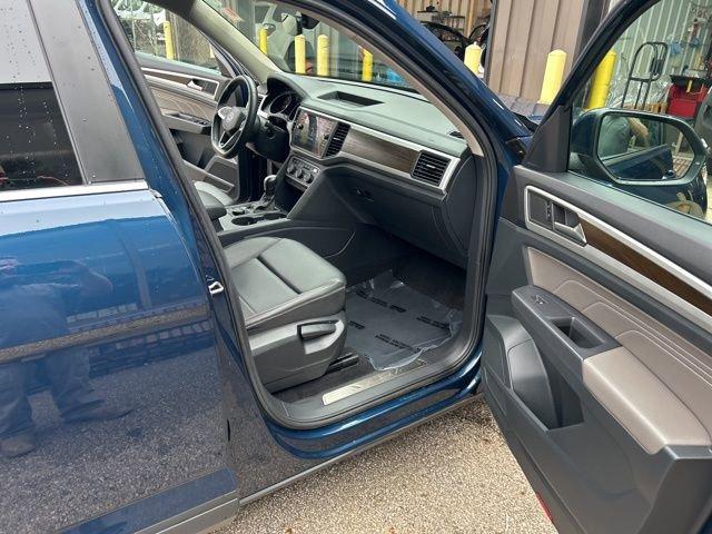 2021 Volkswagen Atlas Vehicle Photo in MEDINA, OH 44256-9631