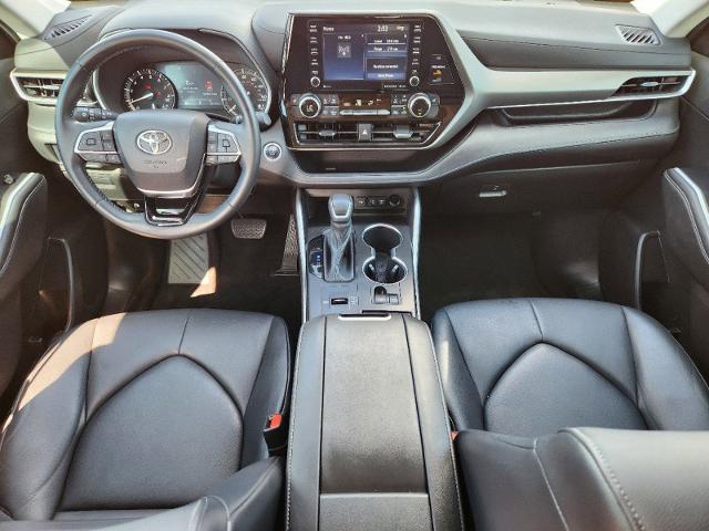 2021 Toyota Highlander Vehicle Photo in Denison, TX 75020